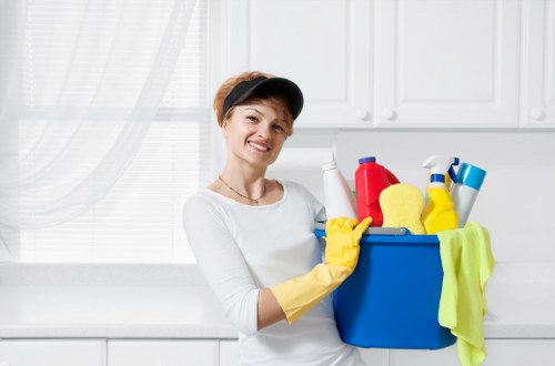 Local sofa cleaning for a Kentishtown living room interior